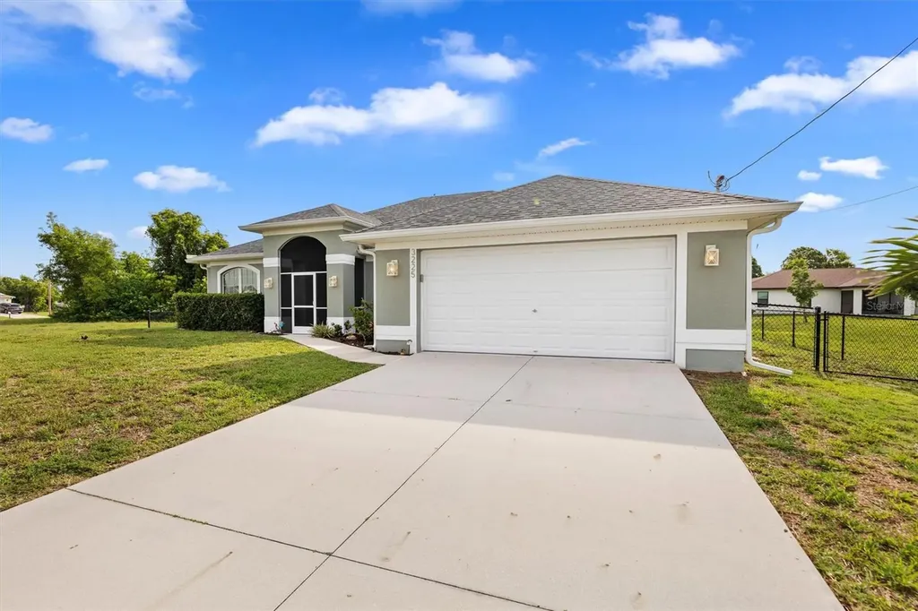 3225 NW 2nd Place Cape Coral FL 33993