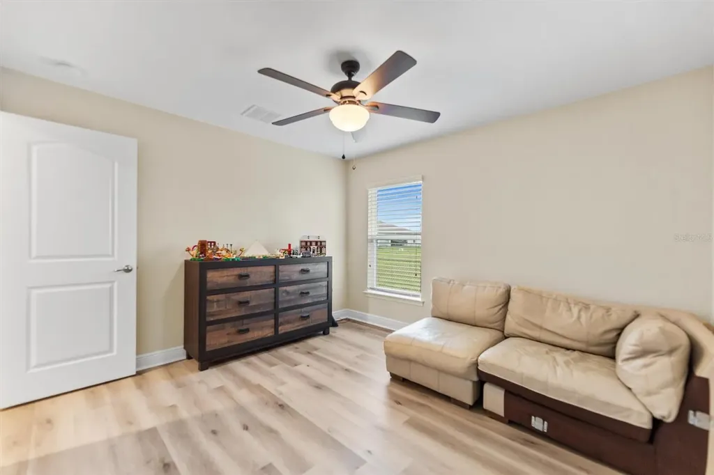 3225 NW 2nd Place Cape Coral FL 33993