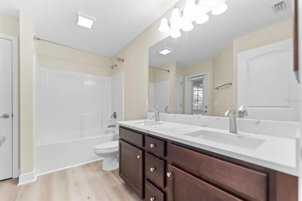 3225 NW 2nd Place Cape Coral FL 33993