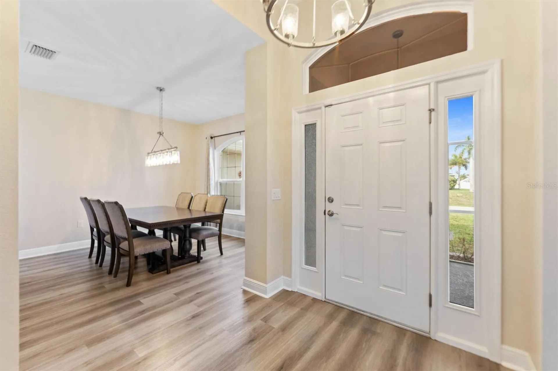 3225 NW 2nd Place Cape Coral FL 33993