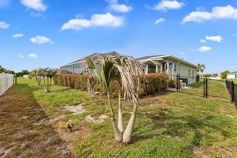 3225 NW 2nd Place Cape Coral FL 33993