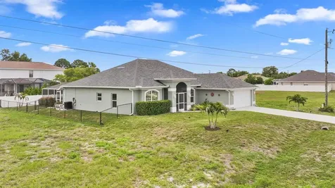 3225 NW 2nd Place Cape Coral FL 33993
