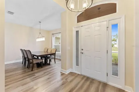 3225 NW 2nd Place Cape Coral FL 33993