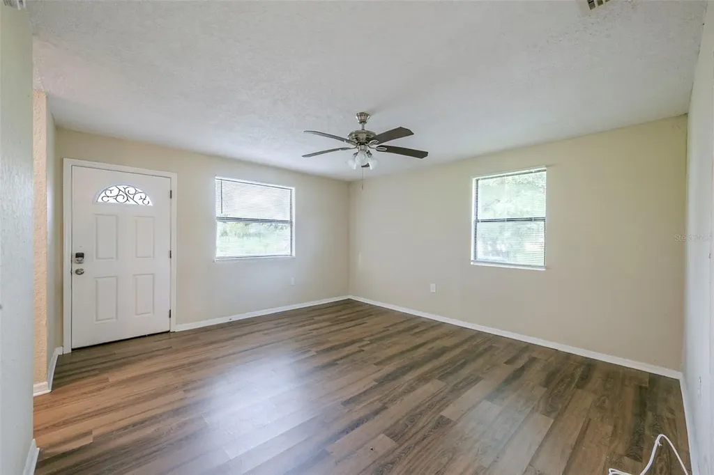 523 Carver Boulevard Orlando FL 32810