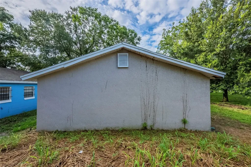 523 Carver Boulevard Orlando FL 32810