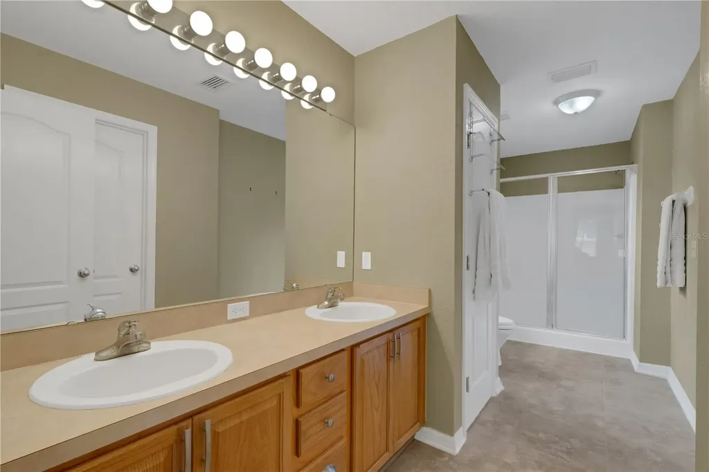 8722 Fort Socrum Village Place Lakeland FL 33810
