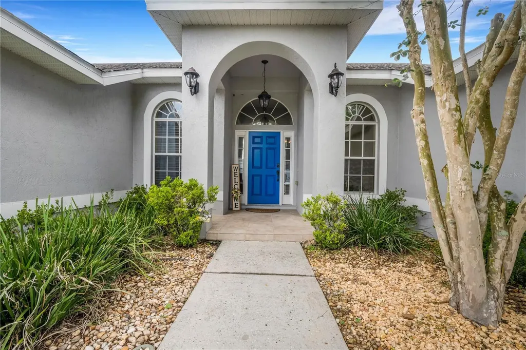 8722 Fort Socrum Village Place Lakeland FL 33810