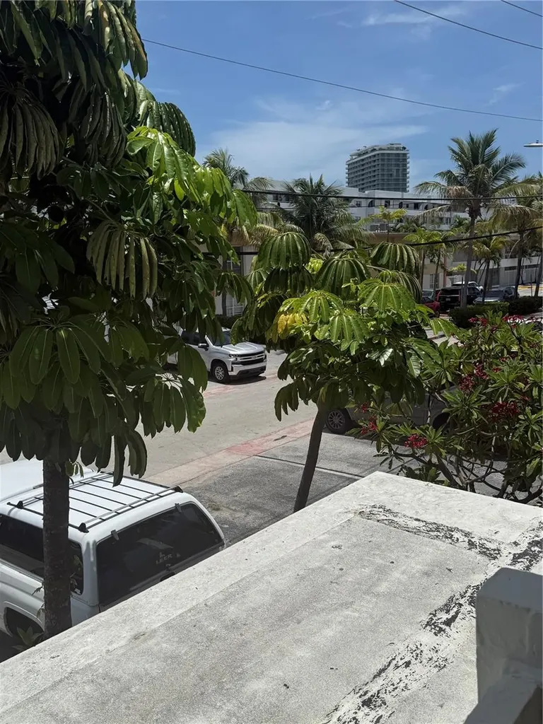 7350 Gary Avenue Miami Beach FL 33141