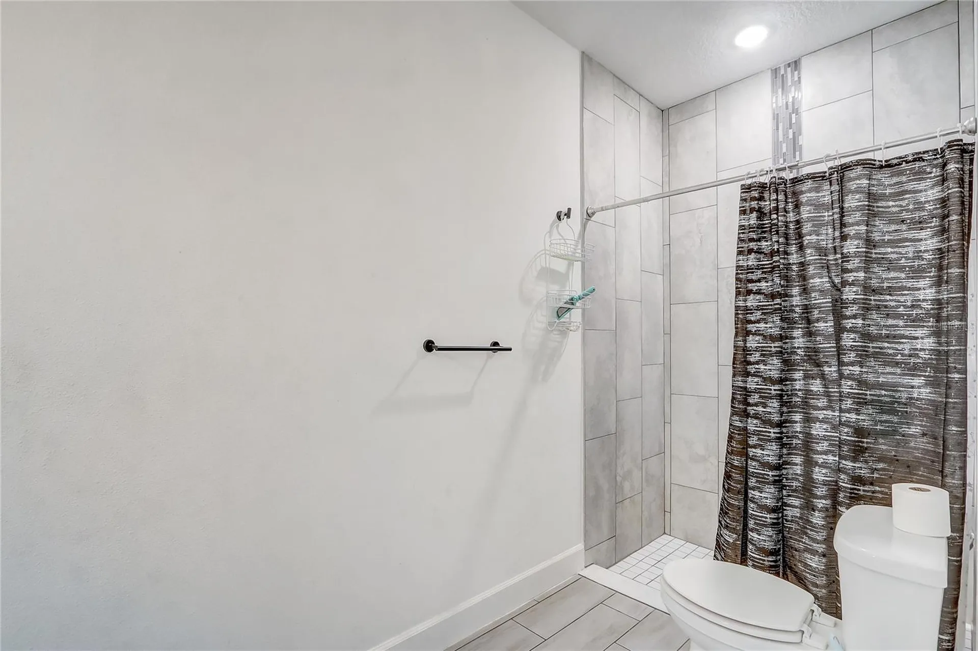 6120 Denson Drive Orlando FL 32808