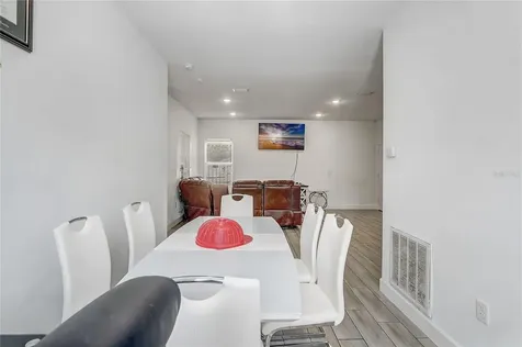 6120 Denson Drive Orlando FL 32808
