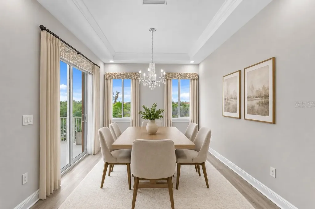 11 Franklin Court S St Petersburg FL 33711