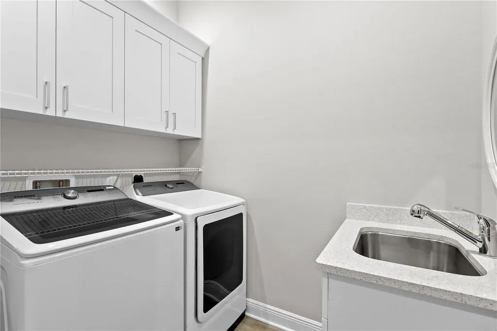 11 Franklin Court S St Petersburg FL 33711