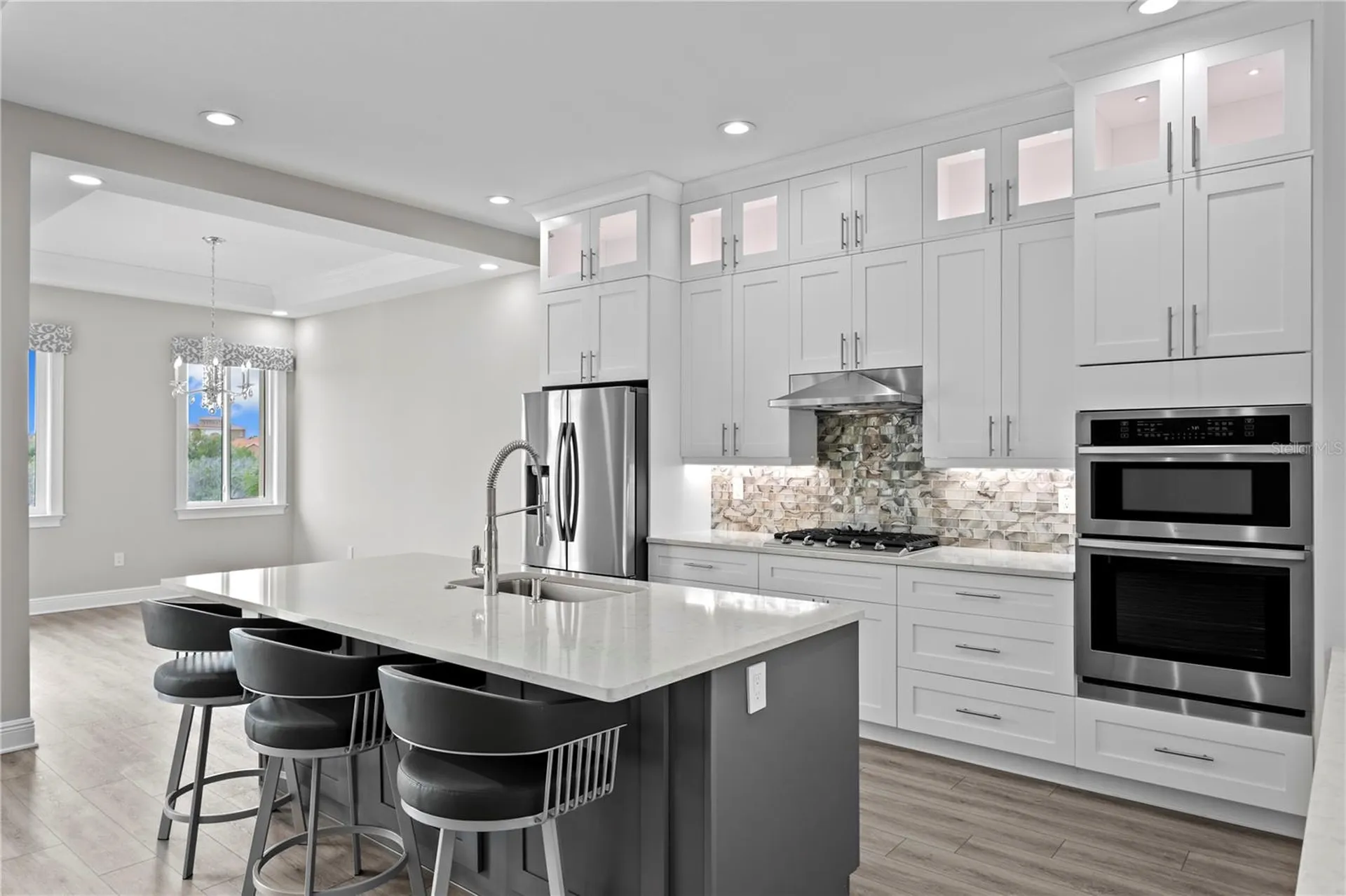 11 Franklin Court S St Petersburg FL 33711
