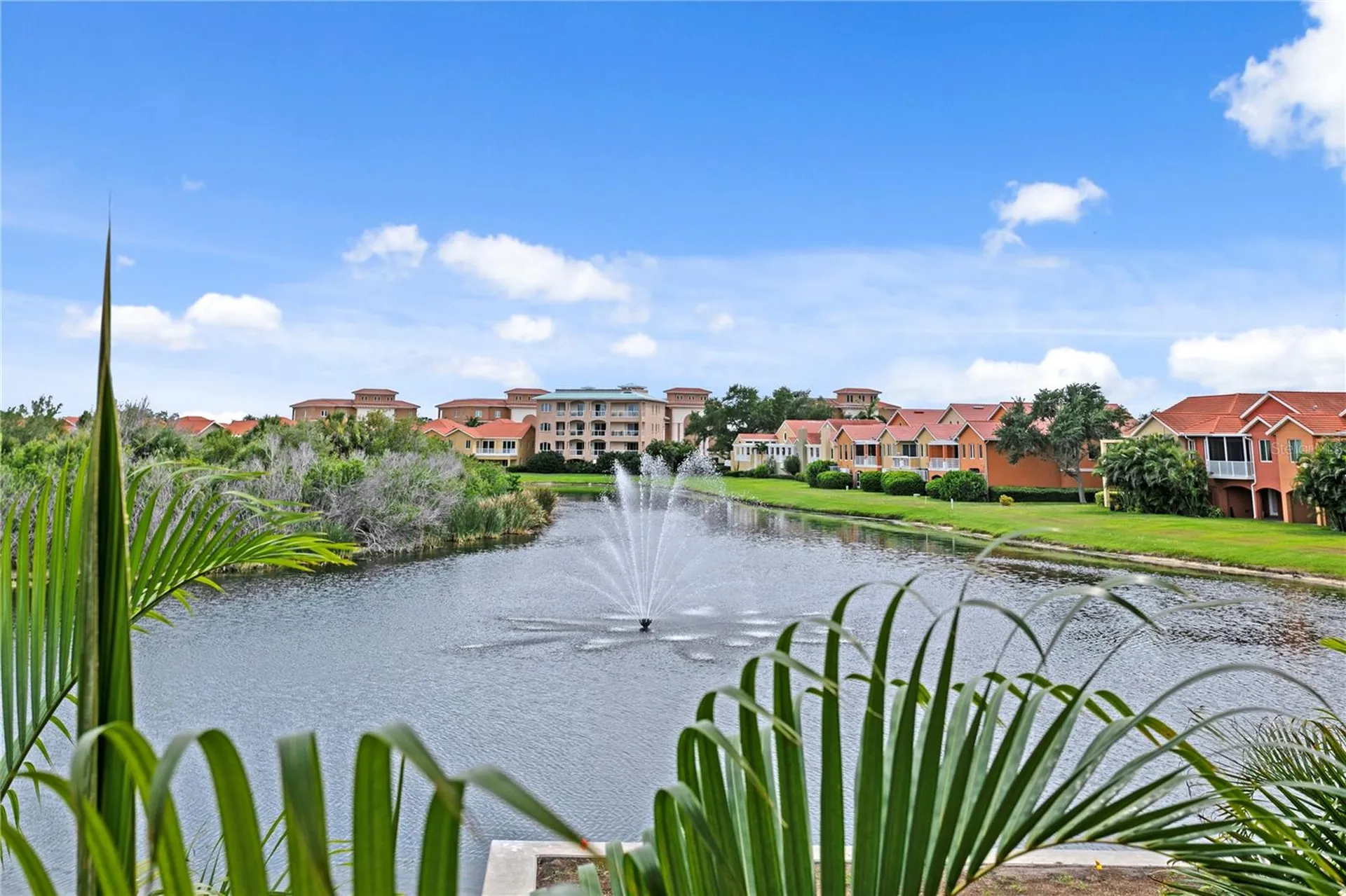 11 Franklin Court S St Petersburg FL 33711