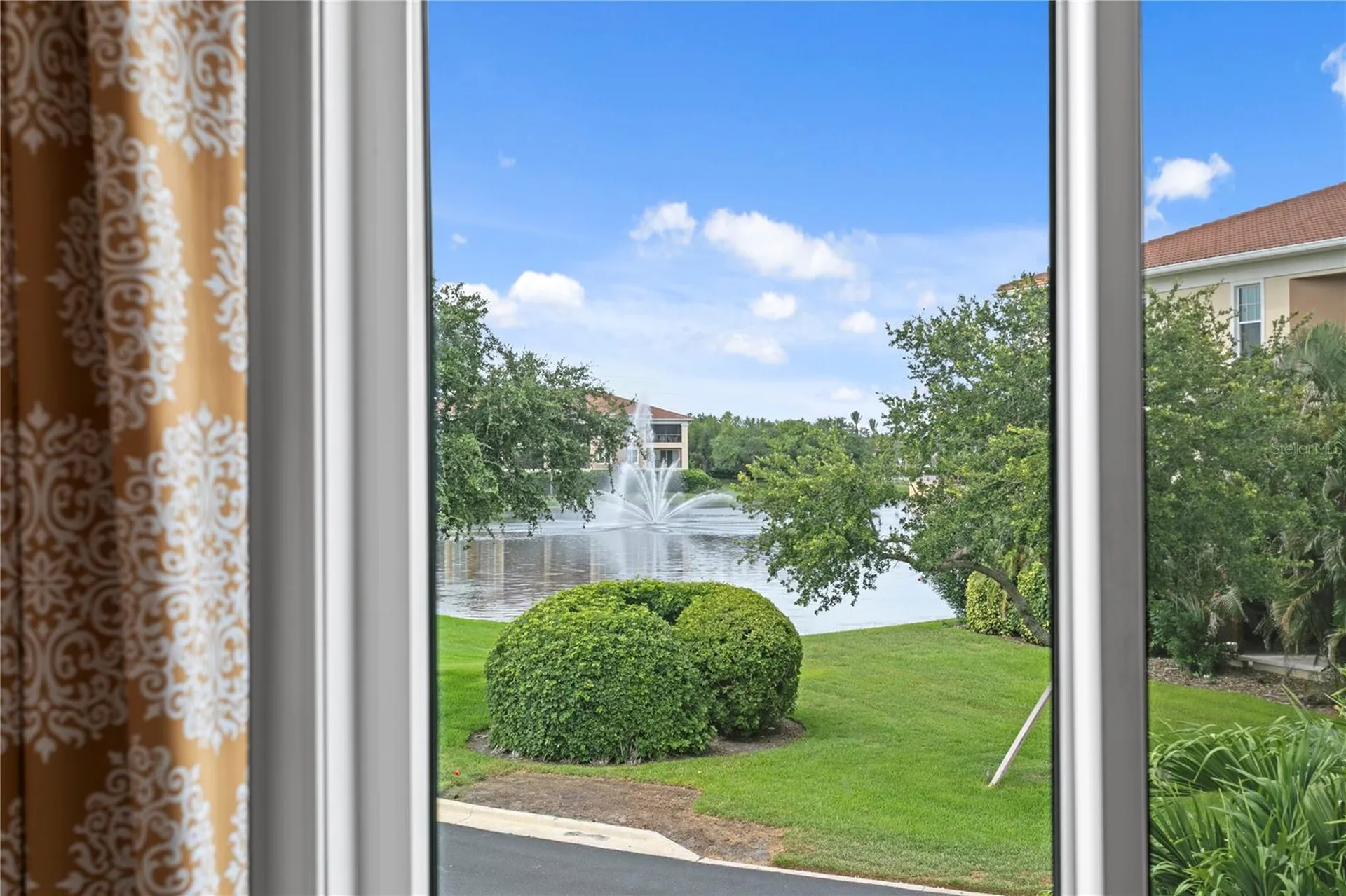 11 Franklin Court S St Petersburg FL 33711
