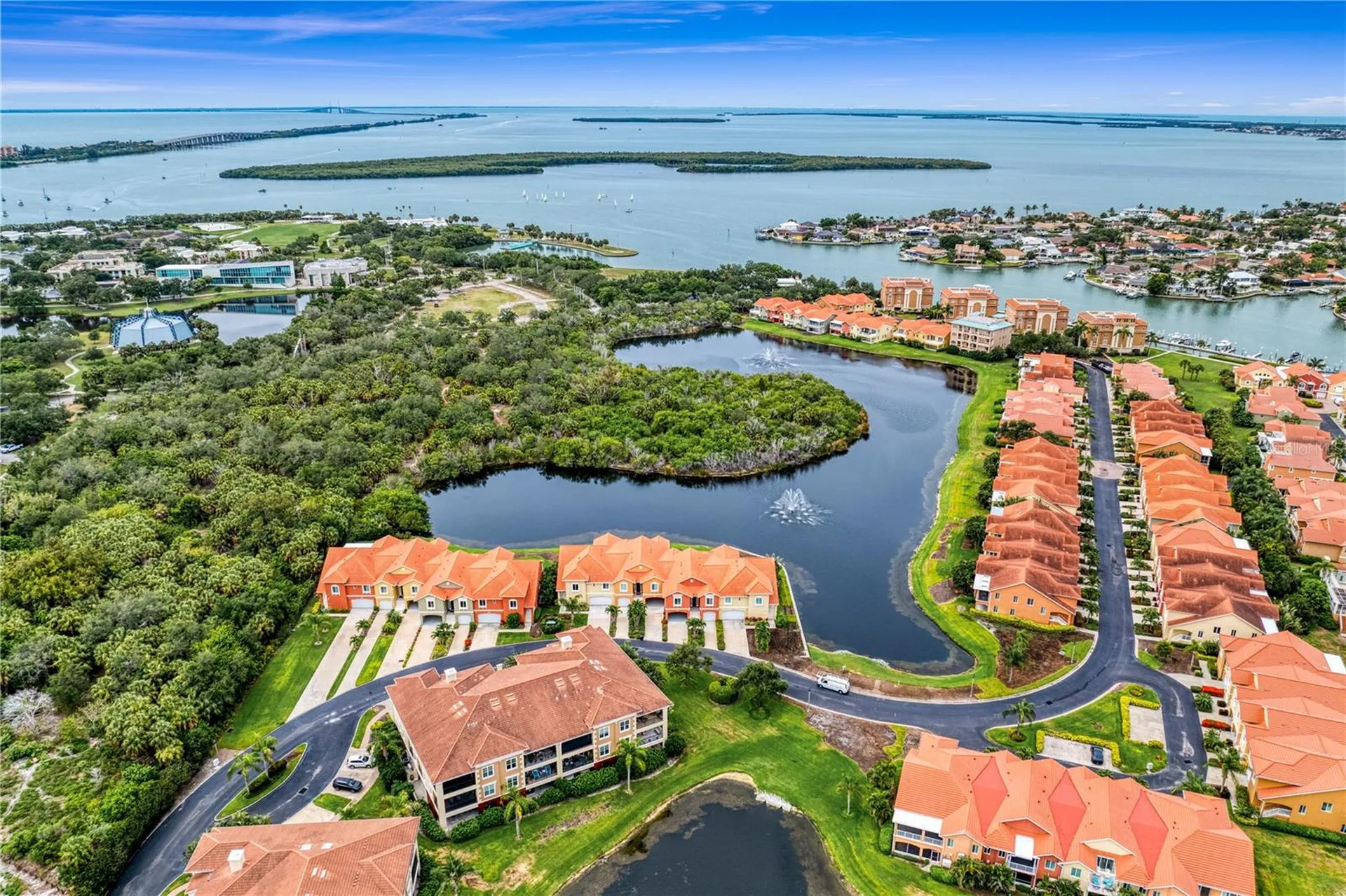 11 Franklin Court S St Petersburg FL 33711