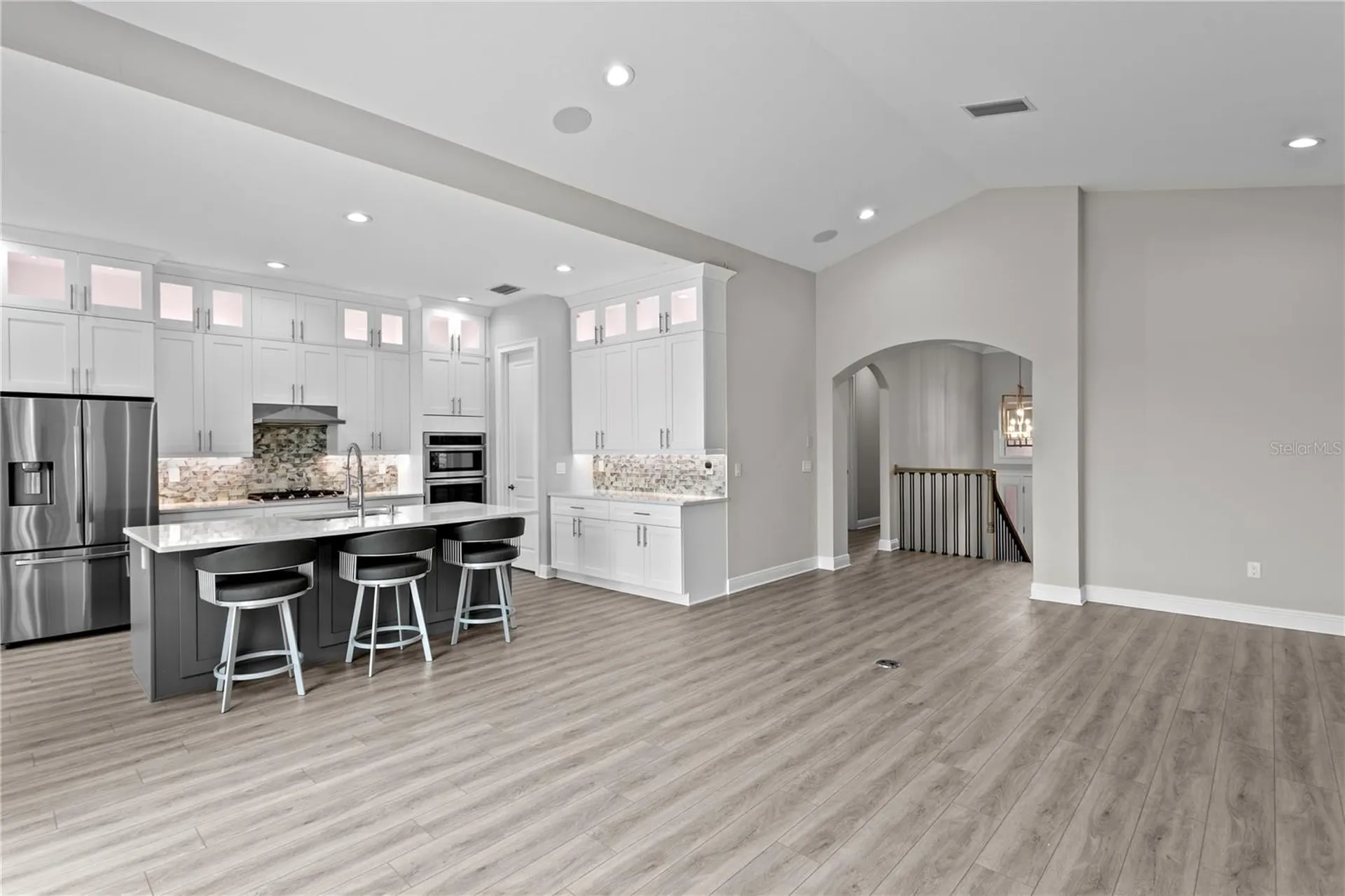 11 Franklin Court S St Petersburg FL 33711