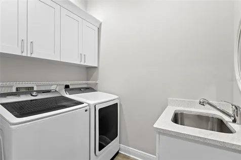 11 Franklin Court S St Petersburg FL 33711