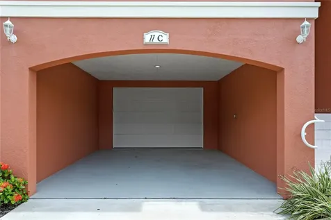 11 Franklin Court S St Petersburg FL 33711