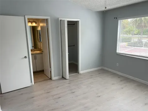 2568 Woodgate Boulevard Orlando FL 32822