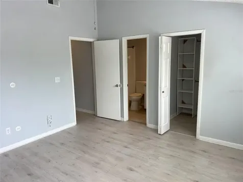 2568 Woodgate Boulevard Orlando FL 32822