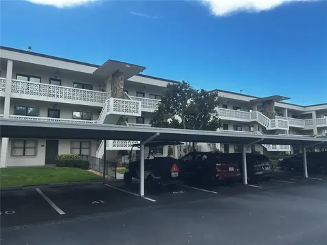 4910 Bay Street NE St Petersburg FL 33703