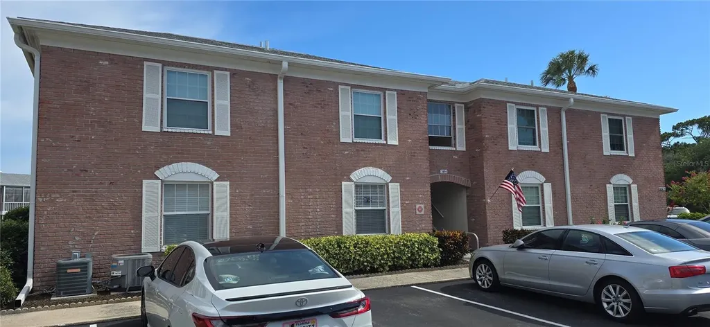 3894 37th Street S St Petersburg FL 33711