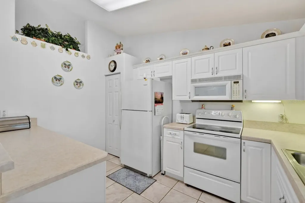 80 Roxboro Palm Coast FL 32164