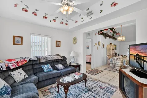 80 Roxboro Palm Coast FL 32164