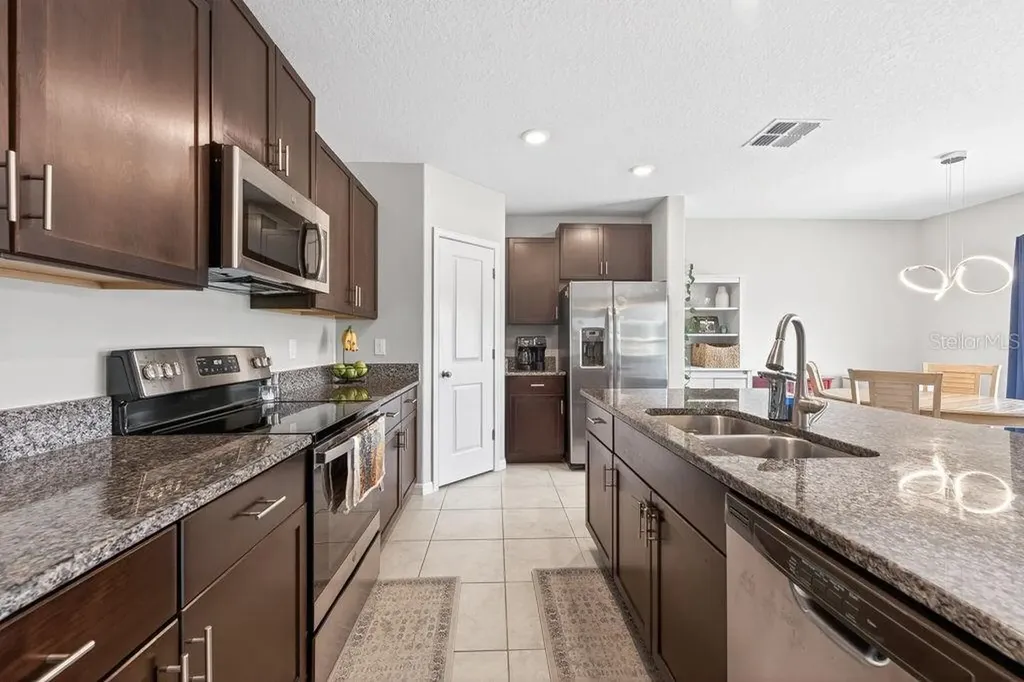 14452 English Lavender Drive Wimauma FL 33598