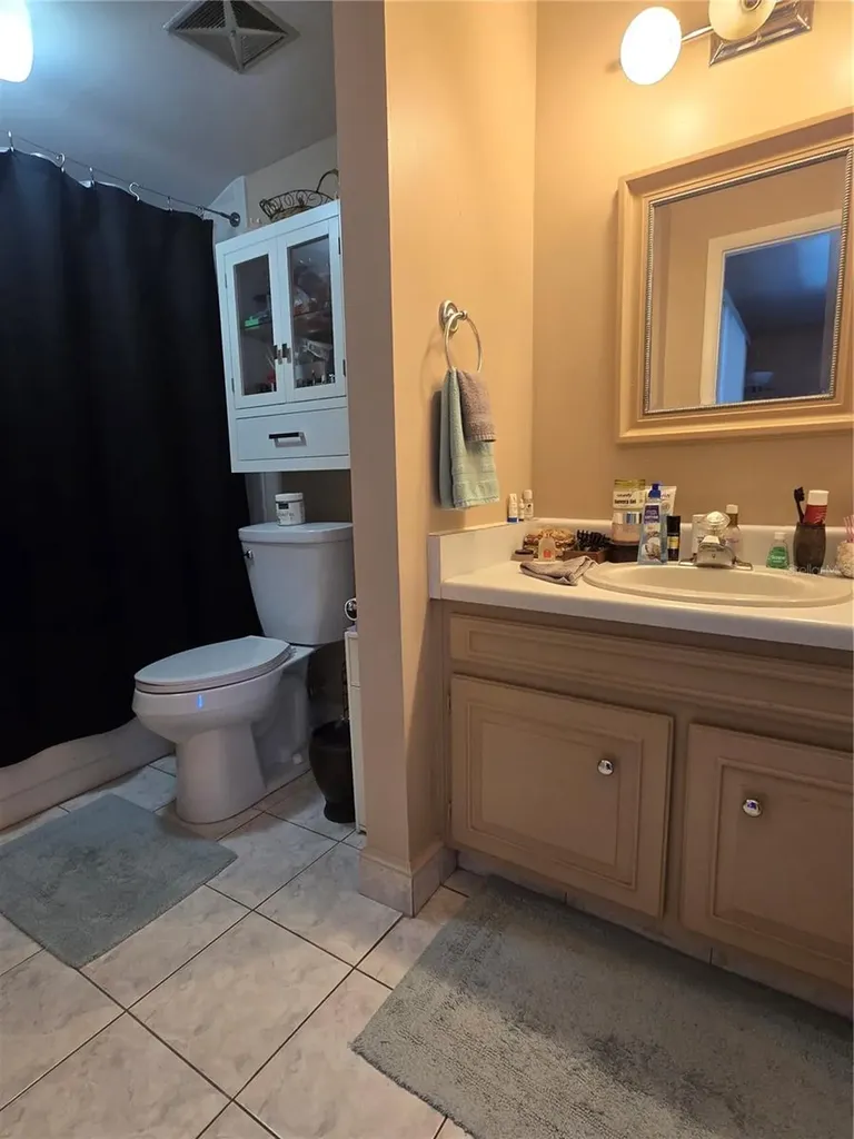 6305 Newtown Circle Tampa FL 33615