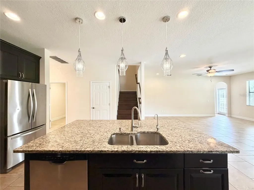 19522 Whispering Brook Drive Tampa FL 33647