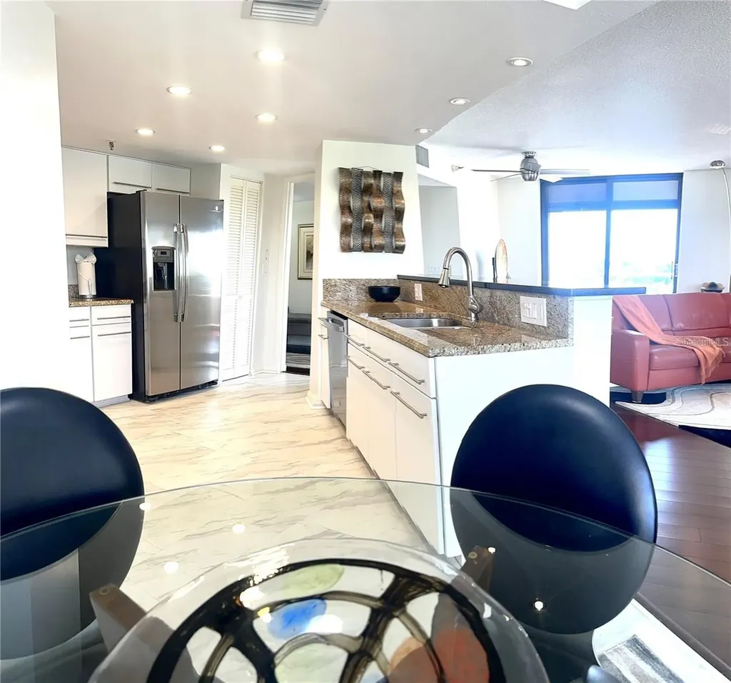 5950 Pelican Bay Plaza S Gulfport FL 33707