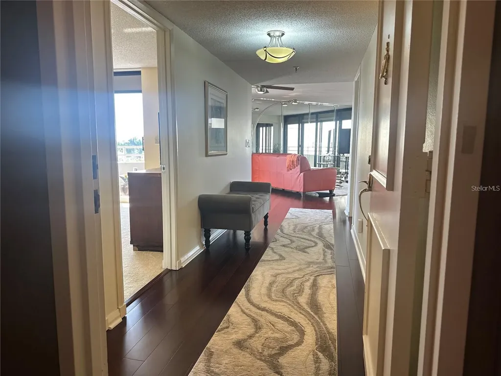 5950 Pelican Bay Plaza S Gulfport FL 33707
