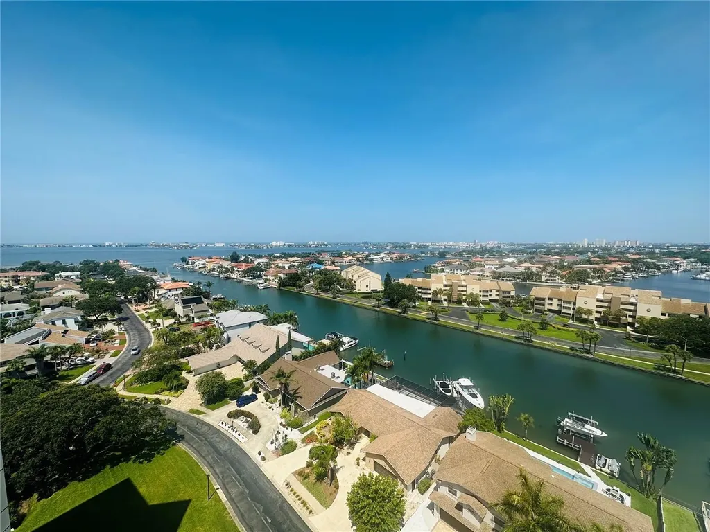 5950 Pelican Bay Plaza S Gulfport FL 33707
