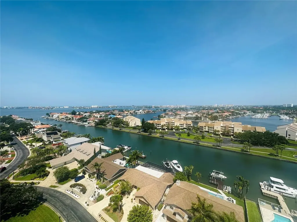 5950 Pelican Bay Plaza S Gulfport FL 33707