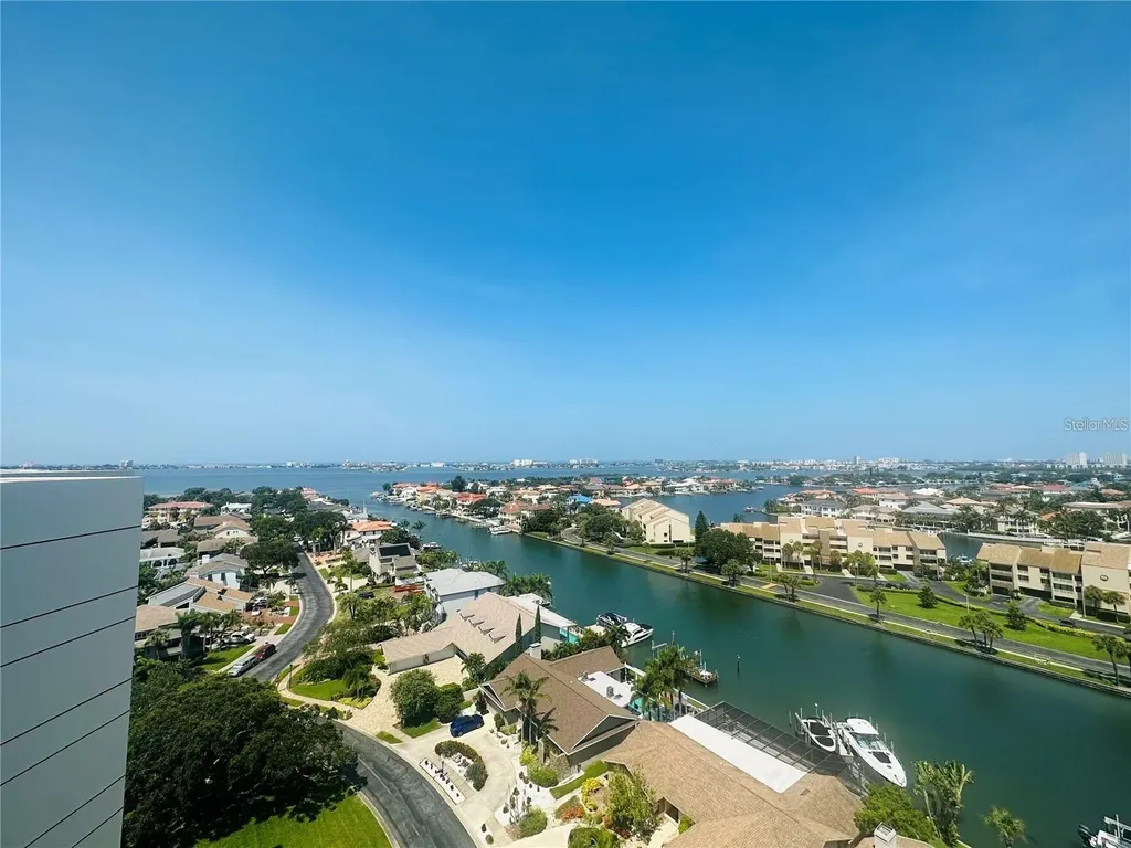 5950 Pelican Bay Plaza S Gulfport FL 33707