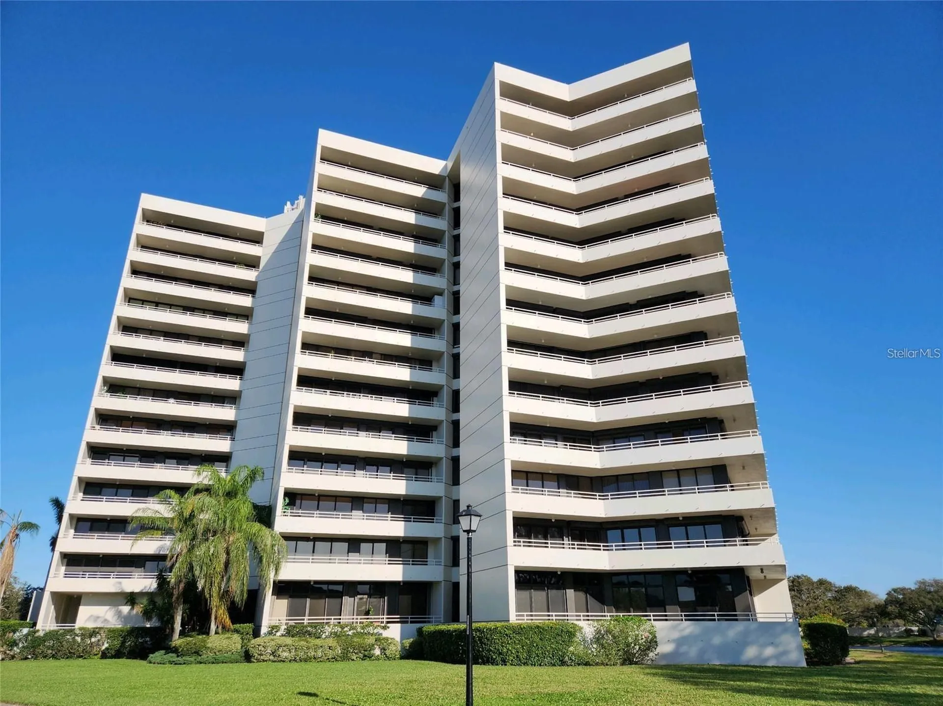 5950 Pelican Bay Plaza S Gulfport FL 33707