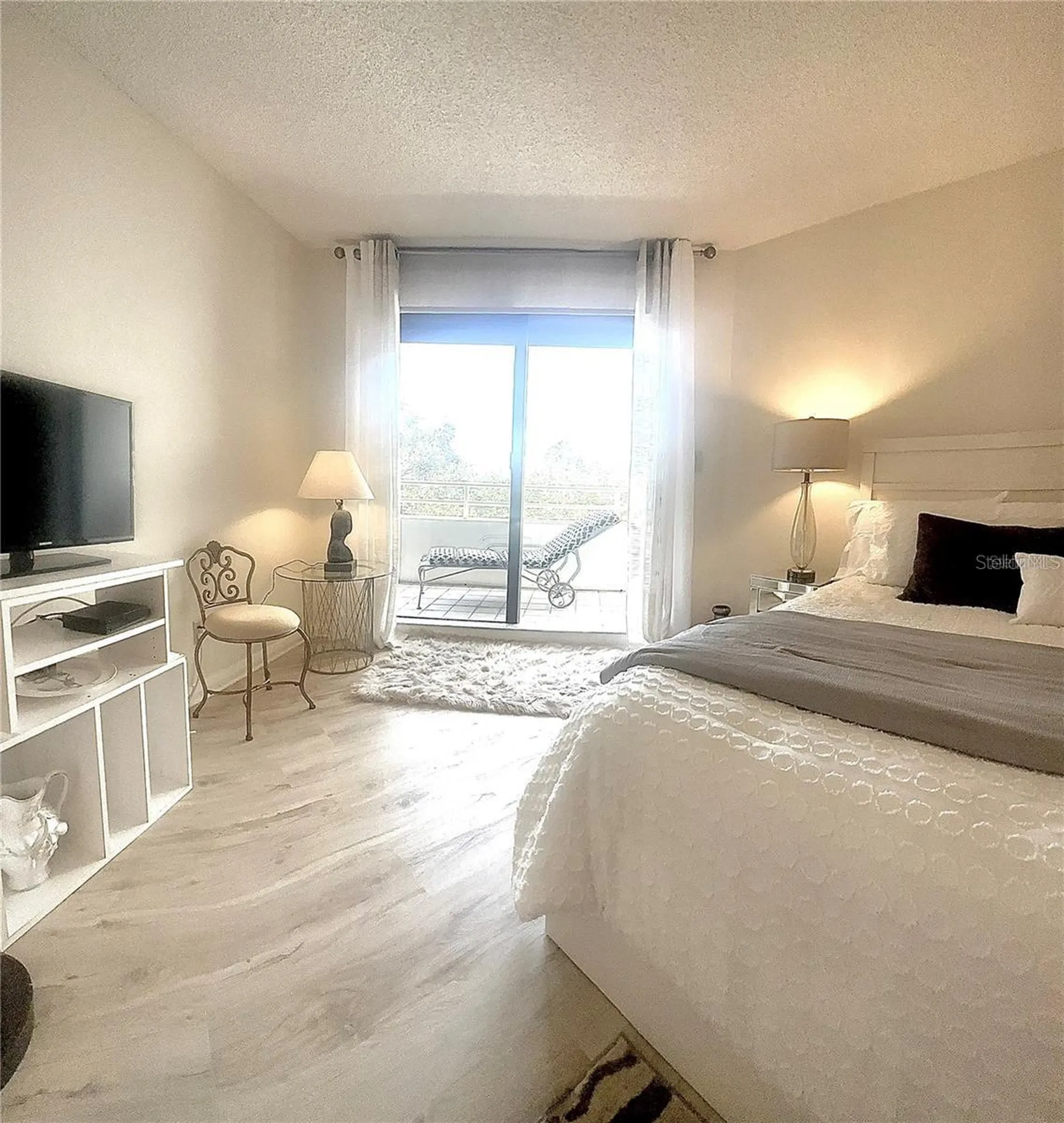 5950 Pelican Bay Plaza S Gulfport FL 33707