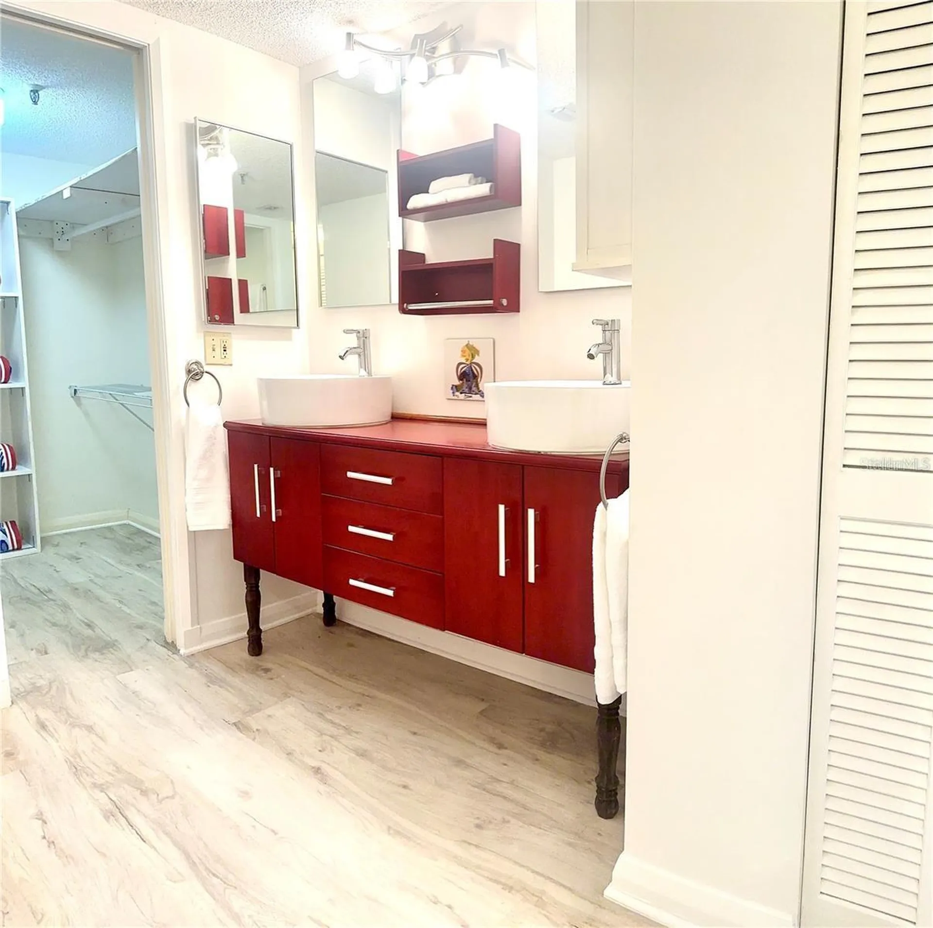 5950 Pelican Bay Plaza S Gulfport FL 33707