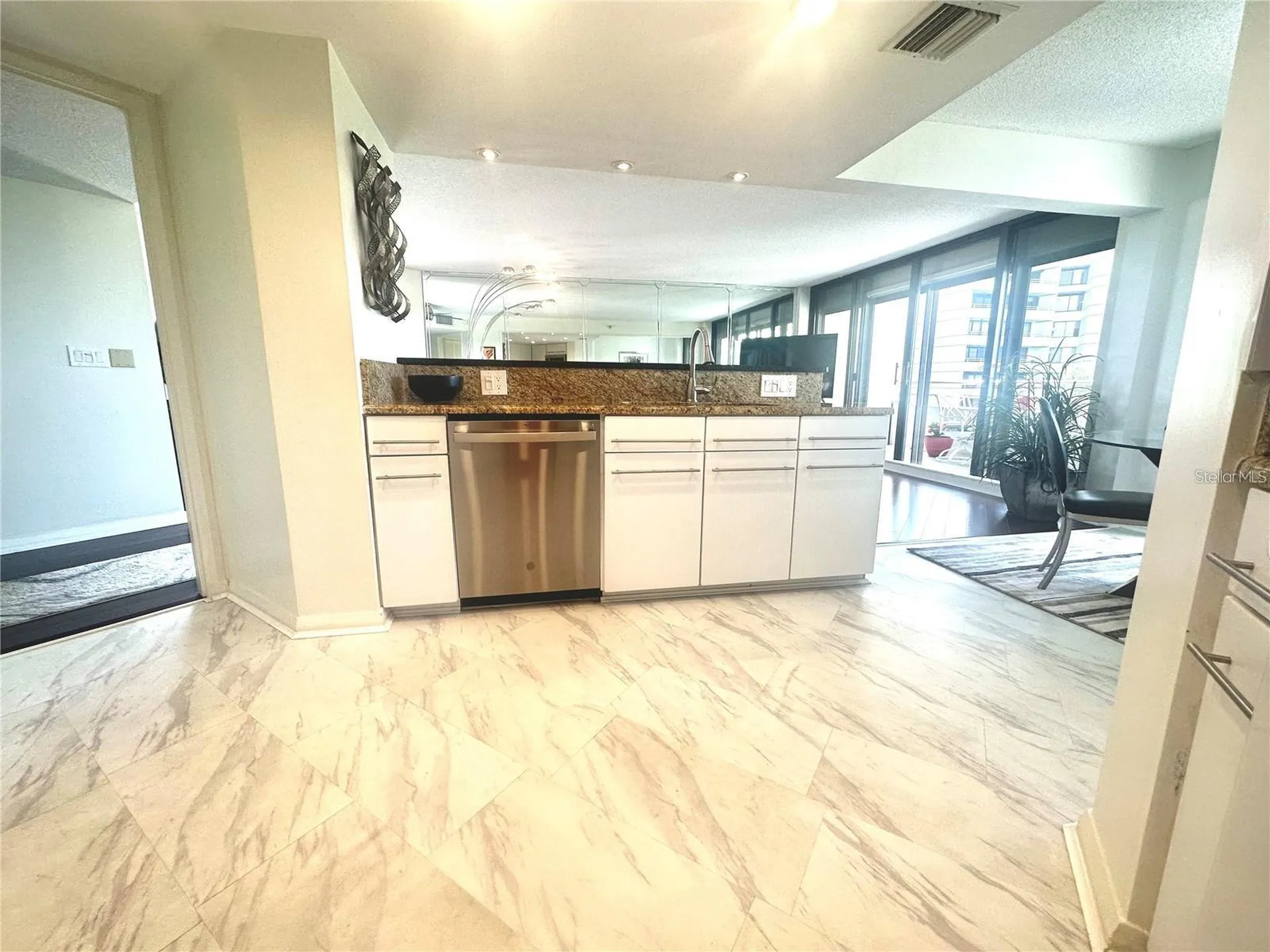 5950 Pelican Bay Plaza S Gulfport FL 33707