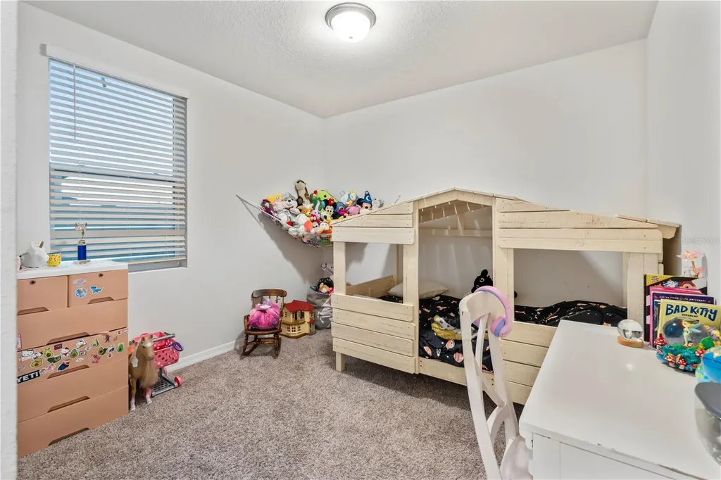 551 Amadoras Way St Cloud FL 34771