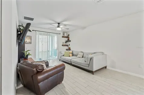 551 Amadoras Way St Cloud FL 34771