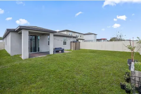551 Amadoras Way St Cloud FL 34771