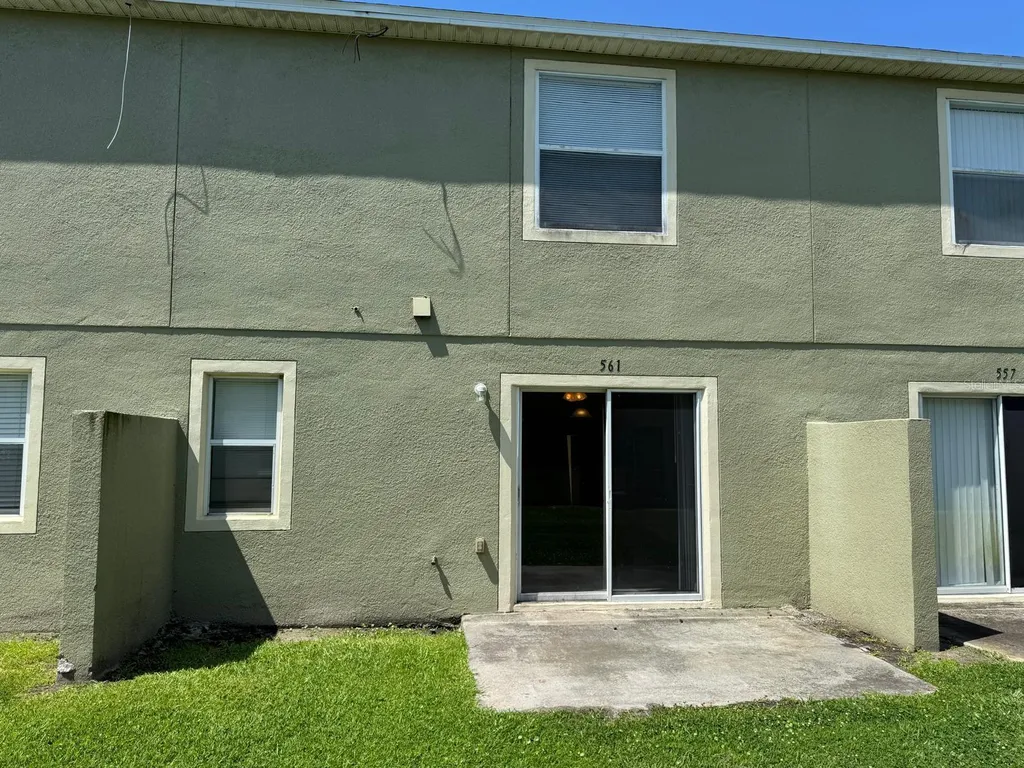 561 Cresting Oak Circle Orlando FL 32824