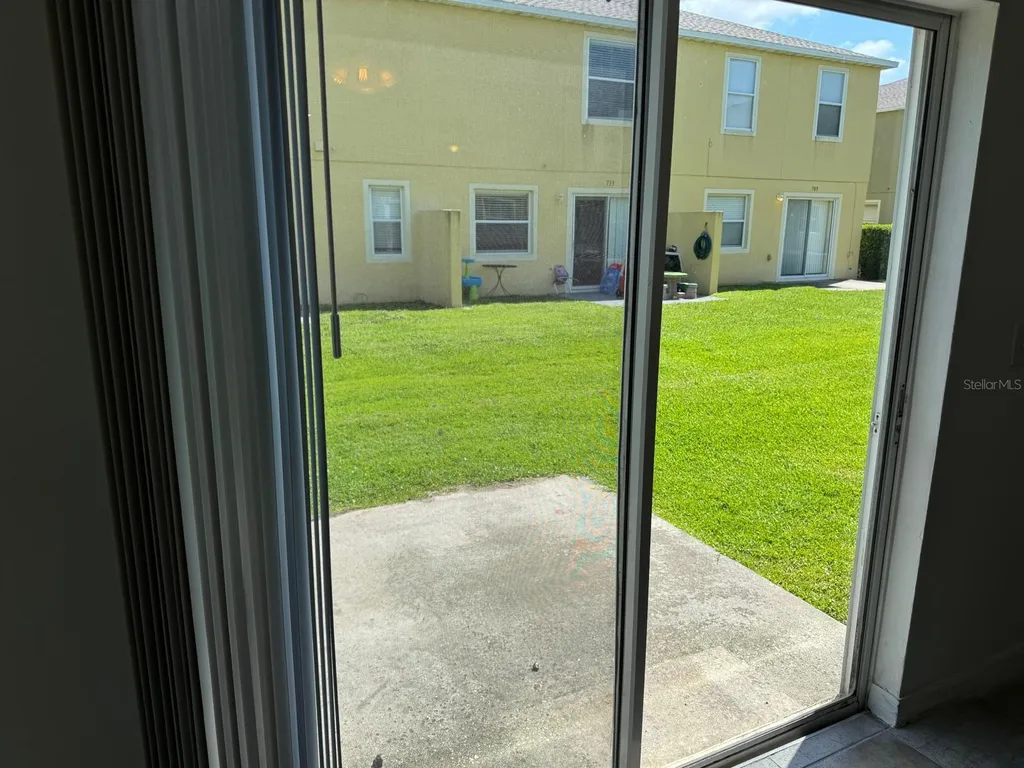 561 Cresting Oak Circle Orlando FL 32824