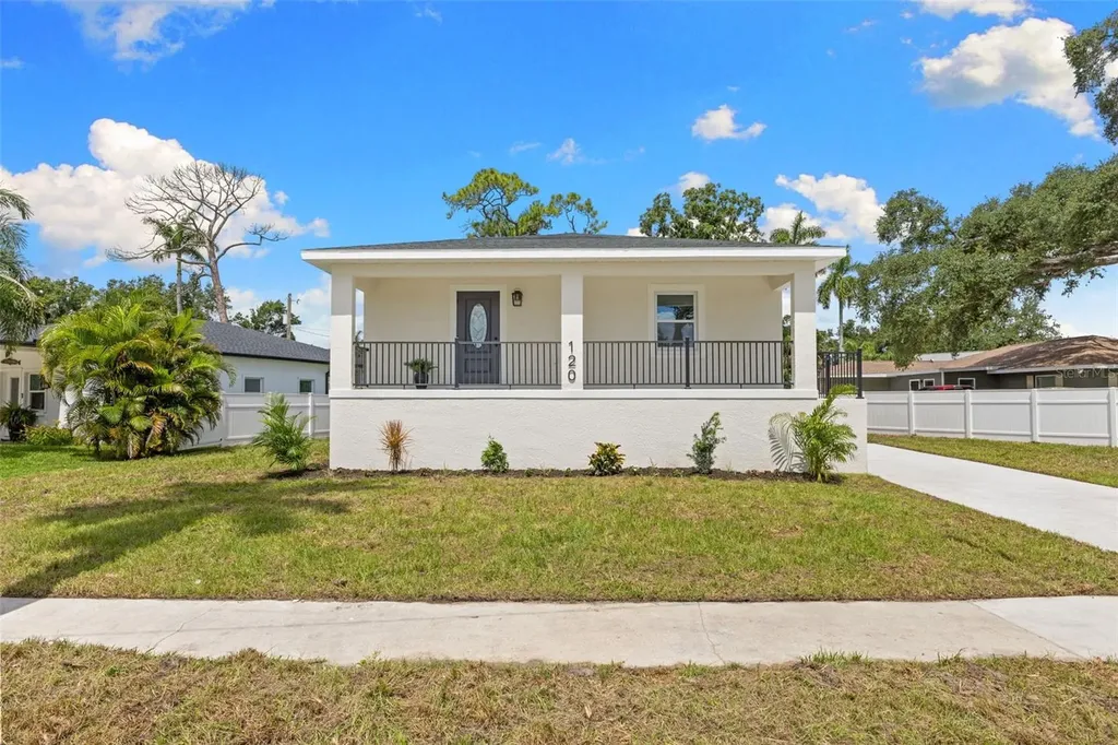 120 Brown Street Bradenton FL 34208