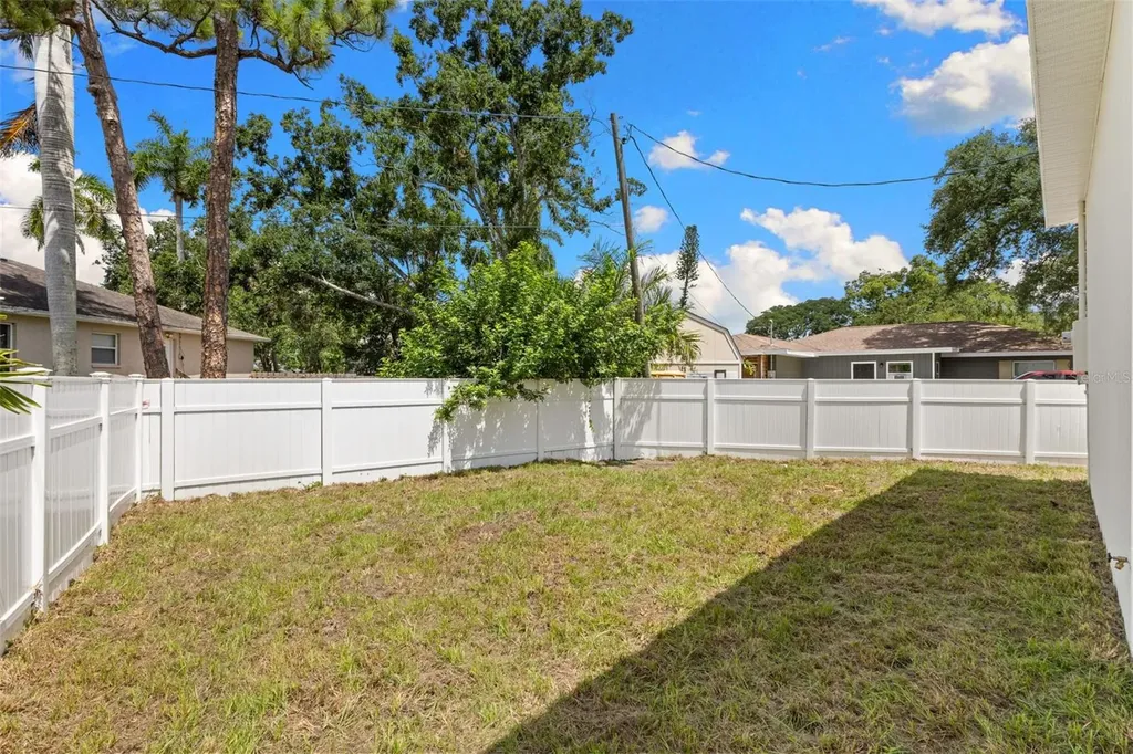 120 Brown Street Bradenton FL 34208