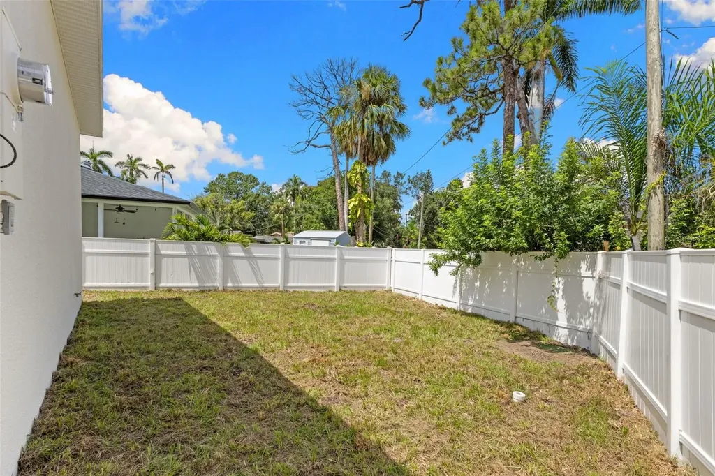 120 Brown Street Bradenton FL 34208