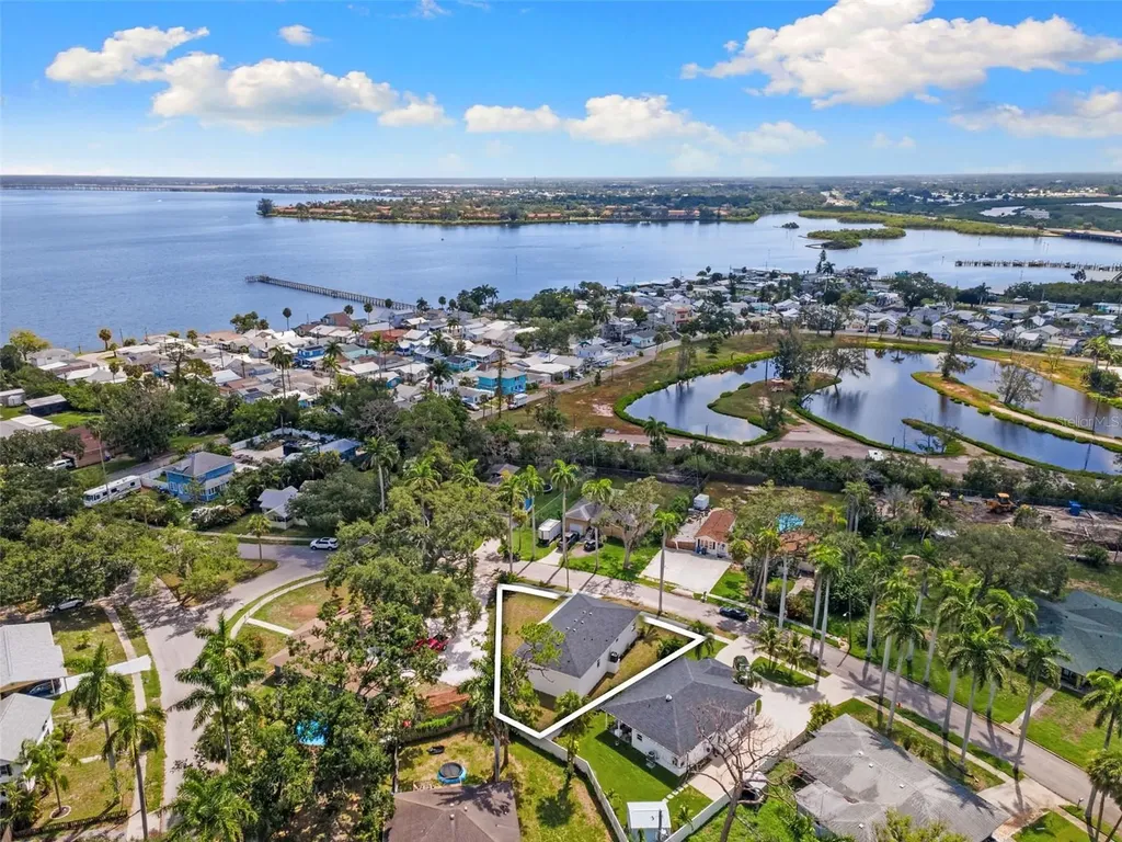 120 Brown Street Bradenton FL 34208